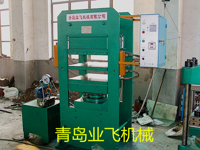 Steam heating vulcanization machine